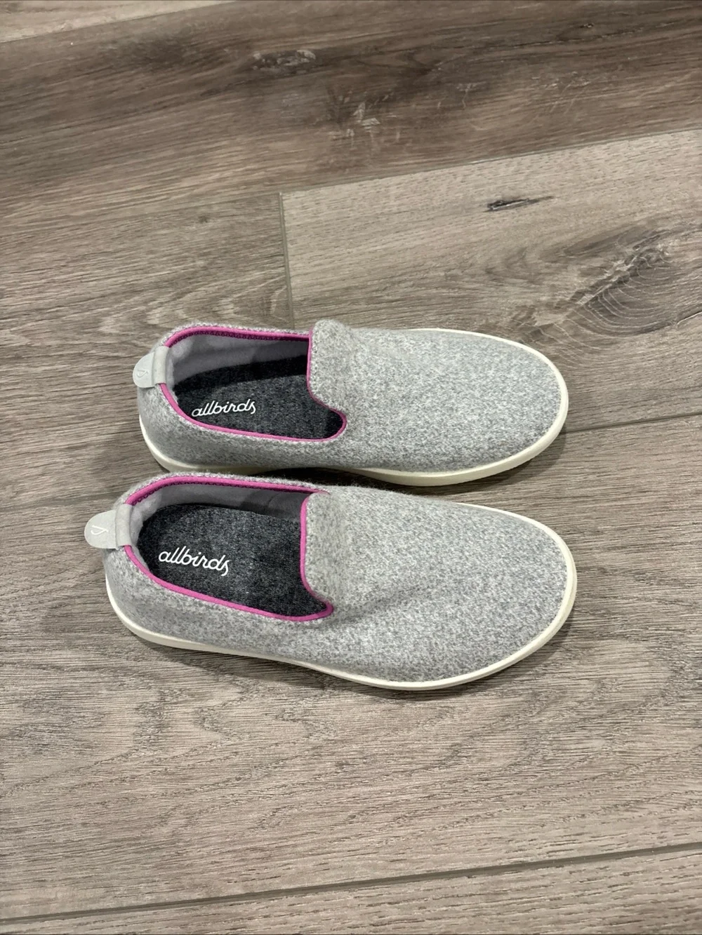 allbirds Kids Slip-On Wool Shoes in Gray with Pink Trim 2 smallbirds
